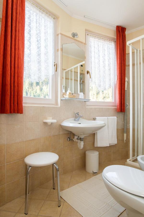 פיירה די פרימיירו Hotel Al Prato מראה חיצוני תמונה