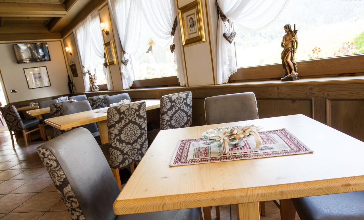 פיירה די פרימיירו Hotel Al Prato מראה חיצוני תמונה